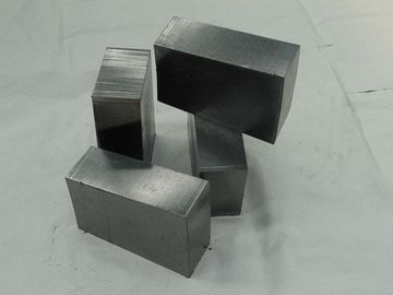 Tijolos de magnésia ligados diretos no tamanho padrão para a indústria da metalurgia