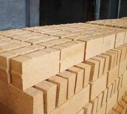Venda a retalho de tijolos refratários de argila de fogo de 45% de alumínio SK32 SK34 SK36 para fornos de pizza