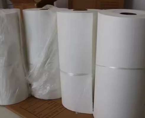 Papel de fibra cerâmica de silicato de alumínio de 1 mm, 2 mm e 5 mm de espessura 1260C Materiais de isolamento refratários a altas temperaturas